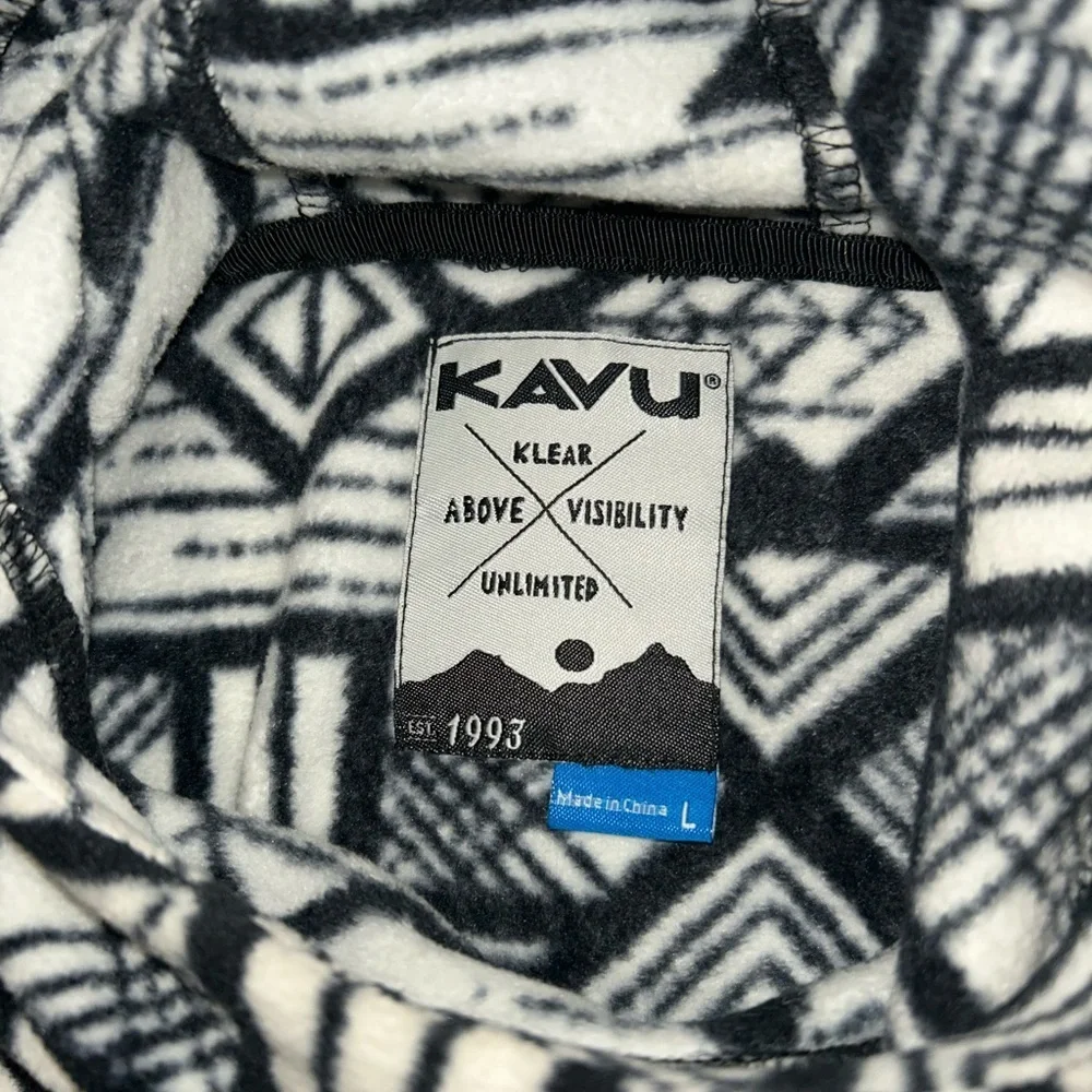 Kavu Girls Little Seeker Black White Geometric Print Fleece Snap Poncho Hoodie L